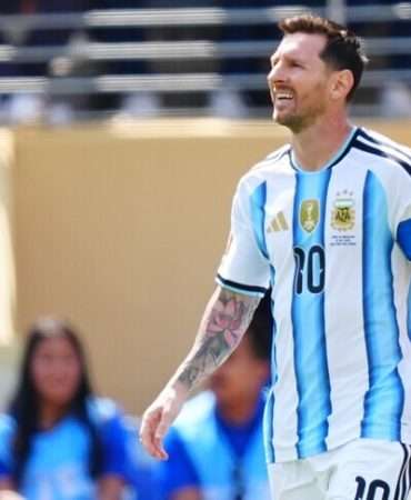 Arjantinli futbolcu Lionel Messi, milli takıma Benin maçıyla veda edecek