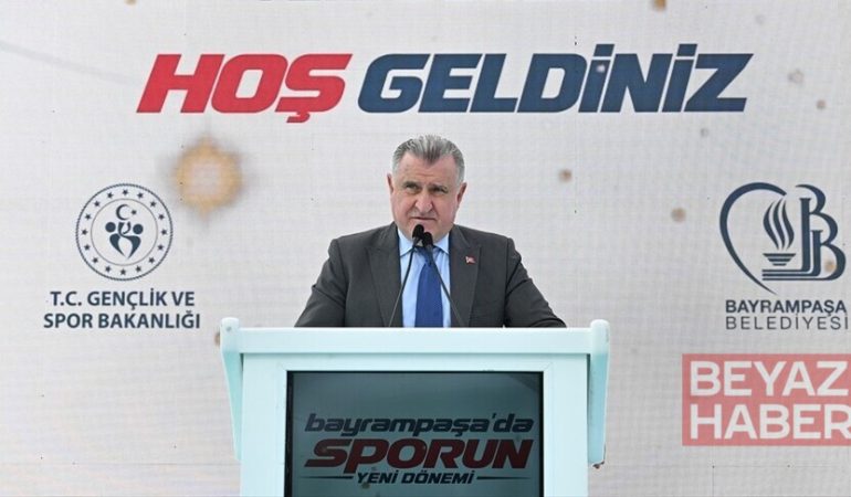 Gençlik ve Spor Bakanı Osman Aşkın Bak, Bayrampaşa'da temel atma törenine katıldı