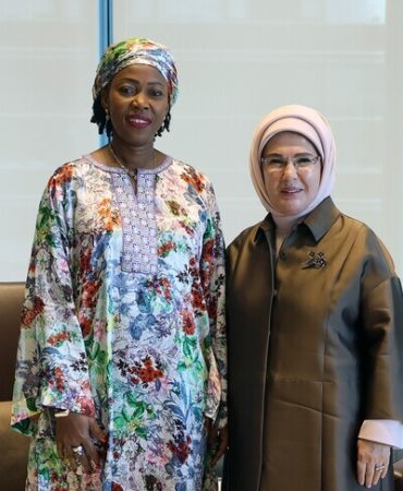 Emine Erdoğan, Sierra Leone Cumhurbaşkanı'nın eşi Fatima Maada Bio ile görüştü: