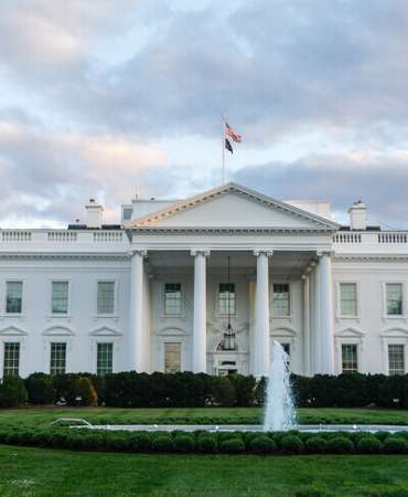 Trump, yaklaşık 50 yıl sonra Hasidik Yahudileri Beyaz Saray'da ağırladı