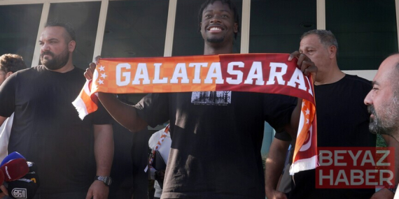 Galatasaray, Fransız futbolcu Bitshiabu'yu kadrosuna kattı
