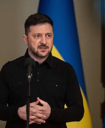 Zelenskiy, Trump'ın özel temsilcilerinin önce Moskova'yı, pazar günü ise Kiev'i ziyaret edeceğini duyurdu