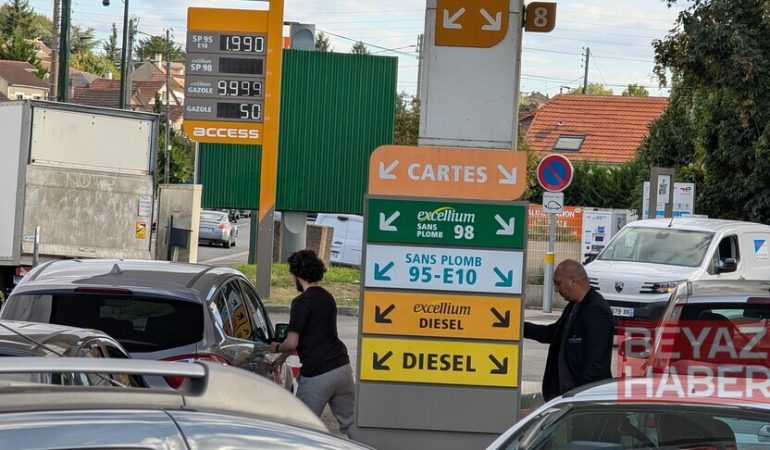 Fransa, akaryakıt fiyatlarını düşürmek için stratejik ülkelerdeki misyonlarını harekete geçirdi