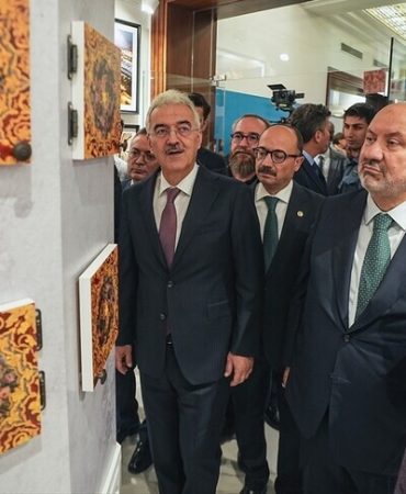 "Bursa Vakıf Eserleri Kitabı" tanıtıldı