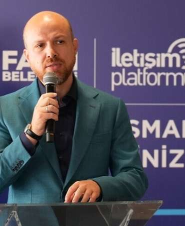 Bilal Erdoğan'dan "sosyal medya fenomeni hocalar" eleştirisi