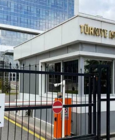 TÜİK Başkan Yardımcısı Furkan Metin görevden alındı