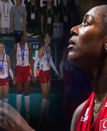 İstiklal Marşı okuduğu için eleştirilmişti! Milli voleybolcudan tokat gibi yanıt