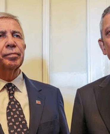 Özgür Özel Mansur Yavaş'a telefonda ne söylediğini açıkladı