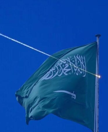 Suudi Arabistan duyurdu! Husilerden Medine-i Münevvere yakınlarında İHA saldırısı
