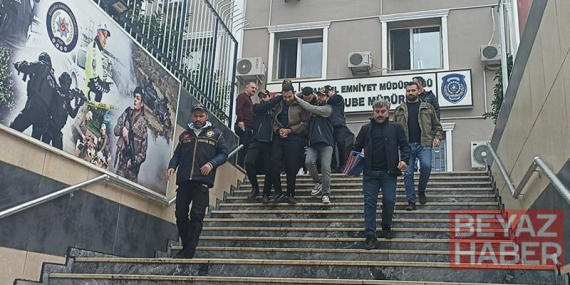 Sanal medyada şiddet içerikli yayınlar yaptığı belirlenen 10 şüpheli adliyeye sevk edildi