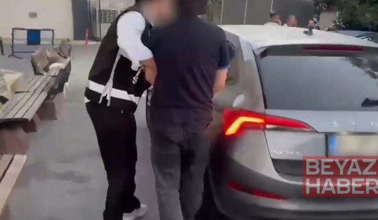 İstanbul merkezli 6 ilde FETÖ operasyonunda gözaltına alınan 20 şüpheli adliyeye sevk edildi