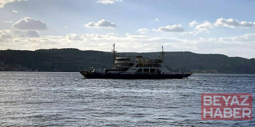 Gökçeada ve Bozcaada feribot seferlerine fırtına engeli