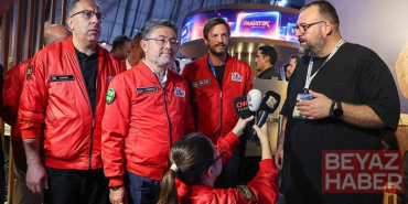 Tarım ve Orman Bakanı İbrahim Yumaklı, Demirören Medya’nın TEKNOFEST standını ziyaret etti