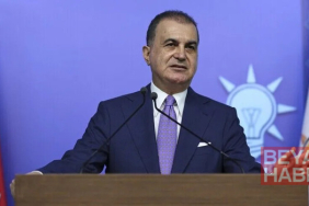 Son dakika... AK Parti Sözcüsü Çelik: Deprem olunca tüm kurumlarımız anında sahaya iniyor