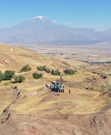Ağrı Dağı'nda Nuh'un Gemisi araştırması: Yeni buluntular ne anlama geliyor?