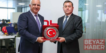 Kazakistan Başkonsolosu Sary’dan DHA’ya ziyaret