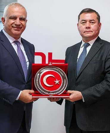 Kazakistan Başkonsolosu Sary’dan DHA’ya ziyaret