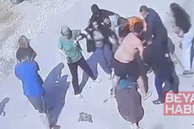 İki aile arasındaki keserli ve bıçaklı kavga kamerada