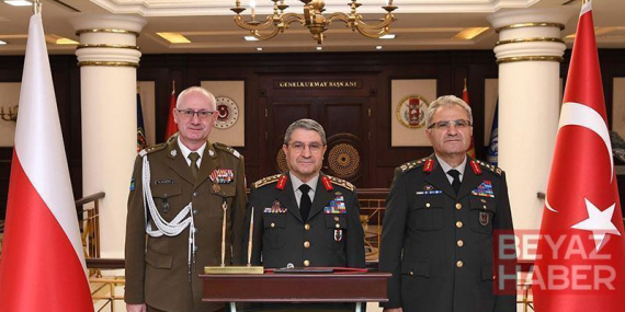 Genelkurmay Başkanı Bayraktaroğlu, Polonya Kara Kuvvetleri Müfettişi Tümgeneral Fajkowski