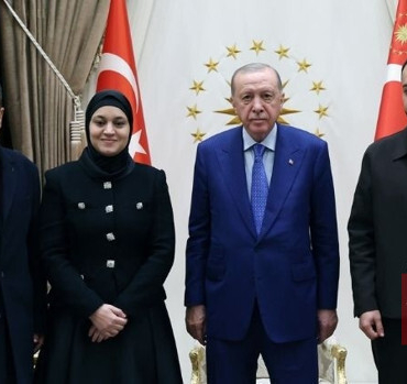 Cumhurbaşkanı Erdoğan, hayatını kaybeden Filistinli Hind Rajab'ın ailesini kabul etti