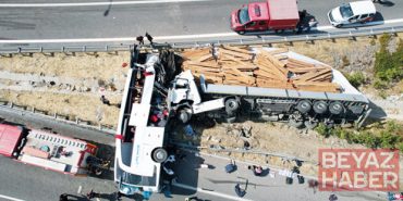 Manisa'daki otobüs kazasında geri manevra hatası: 11 eve ateş düştü! Şoförlerin ifadesi ortaya çıktı