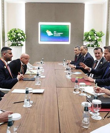 Bakan Bayraktar, Iraklı mevkidaşı Vahib ile görüştü