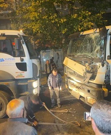 Avcılar’da yokuşta kayan beton pompası park halindeki 7 araca çarptı