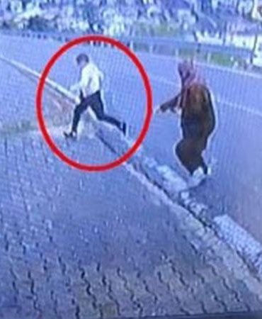 Köpekten kaçarken yüksekten atlayan çocuğun bacağı kırıldı
