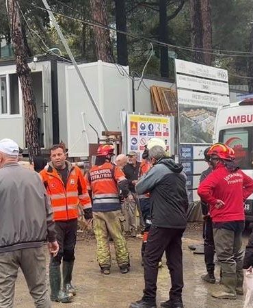Beykoz’da sel nedeniyle su tahliyesi yaparken kuyuya düşen işçi öldü