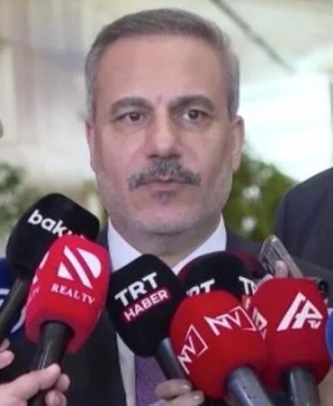 Bakan Fidan'dan Bakü'de Azerbaycan mesajı: "Sorunlarımızı medeni şekilde konuşuruz"