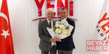 Murat Karayalçın, Yeni Parti'ye üye olduğunu duyurdu