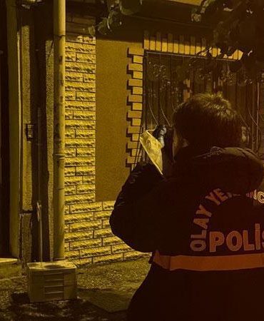 Komşusunun evinde fenalaşıp hayatını kaybetti