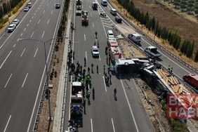 Manisa'daki otobüs kazasından acı haber geldi: Hayatını kaybedenlerin sayısı 12'ye çıktı