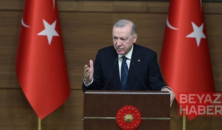 Cumhurbaşkanı Erdoğan: Bugün büyük bir mücadelenin tam göbeğindeyiz