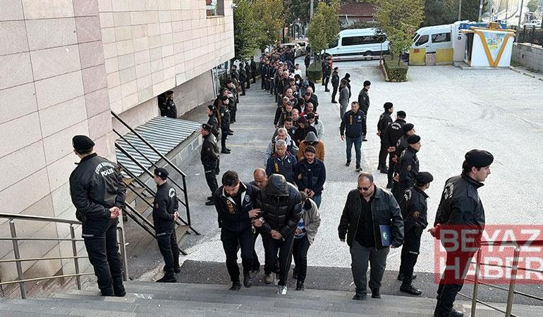 Yasa dışı bahis operasyonunda, hesaplarında 7,1 milyar lira para hareketi tespit edilen 78 şüpheli tutuklandı