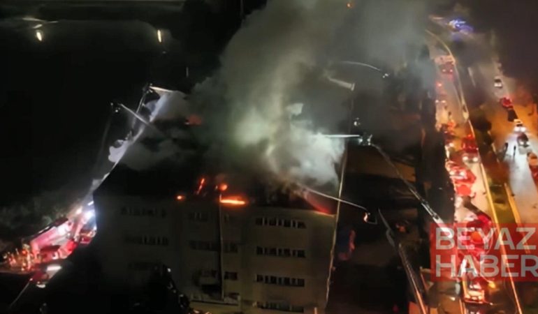 Tuzla’da ayakkabı fabrikasında yangın; ekipler alevlere müdahale ediyor