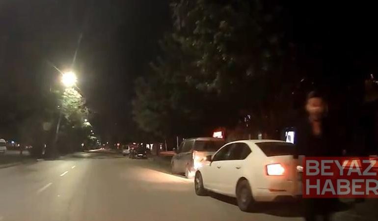 Adana’da selektör tartışmasında sürücünün küfür edip darp girişimi kamerada