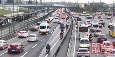 Haftanın ilk iş gününde trafik yoğunluğu