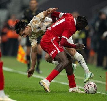 Beşiktaş 2-0 Başakşehir Maç Özeti | Kartal, derin bir 'Oh' çekti