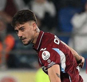 Trabzonspor'da Muçi, takım arkadaşlarını asiste boğdu