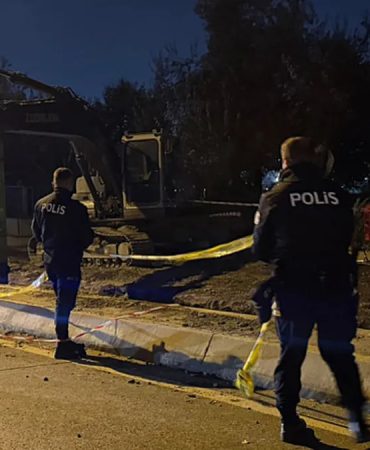 SON DAKİKA | Bayrampaşa'da yol çöktü! 1 işçi hayatını kaybetti