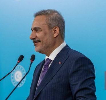 Bakan Fidan Azerbaycan'a gidiyor