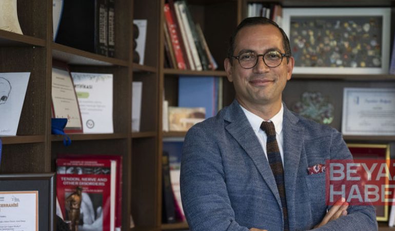 Türk spor cerrahı, dünyanın gözü önünde canlı cerrahiye imza attı