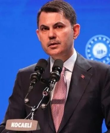 Bakan Kurum'dan Özgür Özel'e sert sözler: "Yolsuzluklarınızı örtemeyeceksiniz"