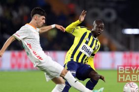 FENERBAHÇE CORENDON ALANYASPOR CANLI | Fenerbahçe, Alanyaspor'u ağırlıyor! İlk yarı oynanıyor...