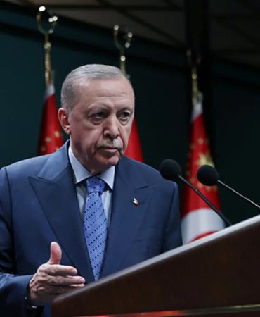 Başkan Erdoğan'dan Özgür Özel'in A Haber'i tehdidine sert tepki: Bize basın özgürlüğü dersi veremez