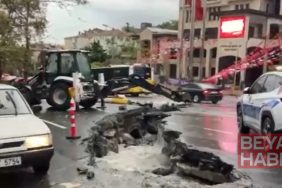 Eyüpsultan'da yol çöktü! Yağış sonrası korkutan manzara