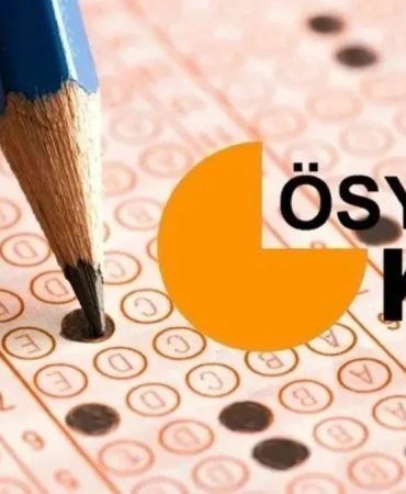 KPSS Ortaöğretim başladı! Milyonlarca aday ter döküyor