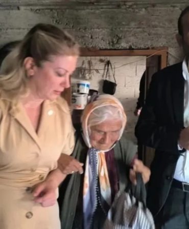 SON DAKİKA… CHP ile Yeni Parti arasında şimdi de Hürü Nine kavgası! Telefonu kapatıldı 5 saat boyunca haber alınamadı...