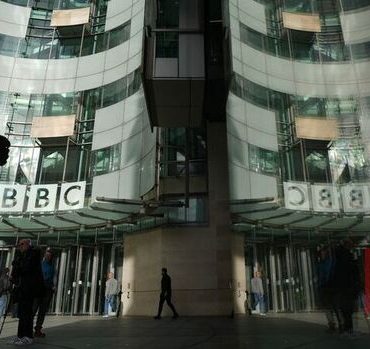 BBC'den işten çıkarma kararı